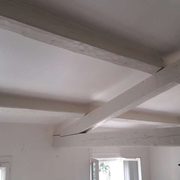 boiseries 2 apres poutres peintes uni virginie ducret