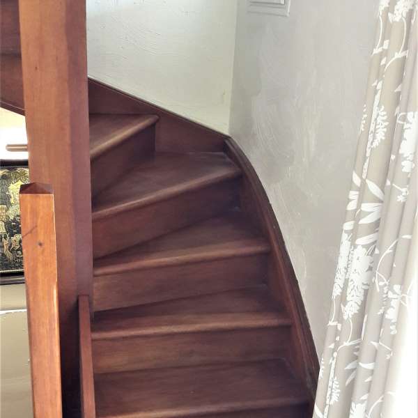 Escaliers rustiques - avant